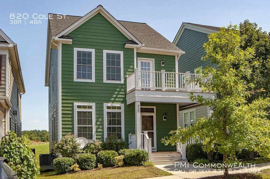 Primary Photo - 3 Bed / 4 Bath Single Family (Available 4/1)