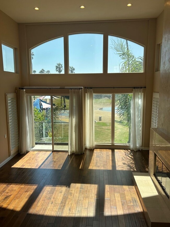 Building Photo - 6645 Esplanade St