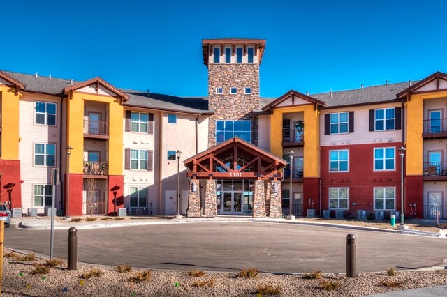 Foto del edificio - Auburn Ridge Senior Apartments