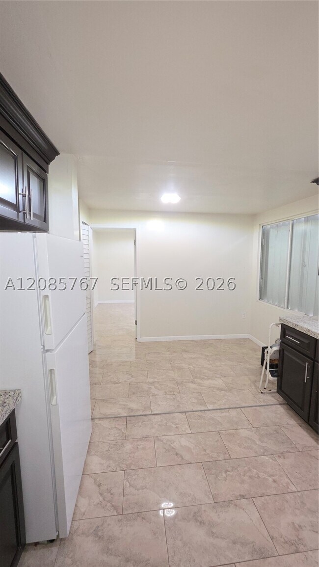 Building Photo - 1629 NW 125th St