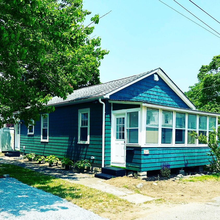Photo - 21 Balkcom St (East Providence, RI)