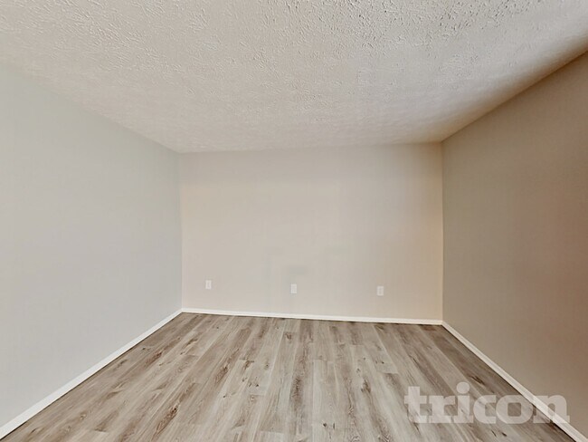 Building Photo - 9021 Touchstone Ln