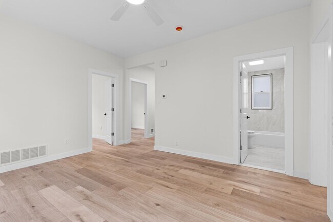 Building Photo - 3 Edison Pl