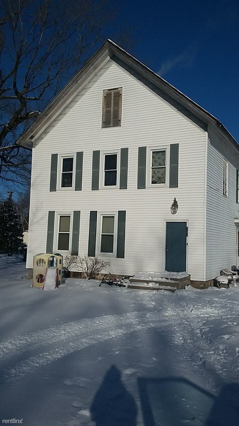 Primary Photo - 132 W Sanborn Ave