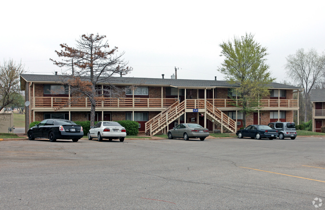 Building Photo - University Park Apartments