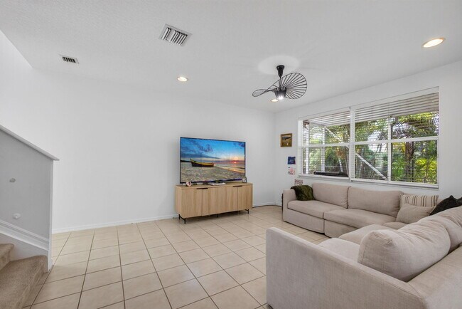 Foto del edificio - 9181 Villa Palma Ln