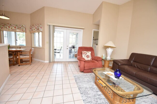 Foto del edificio - 60 Westover Ln