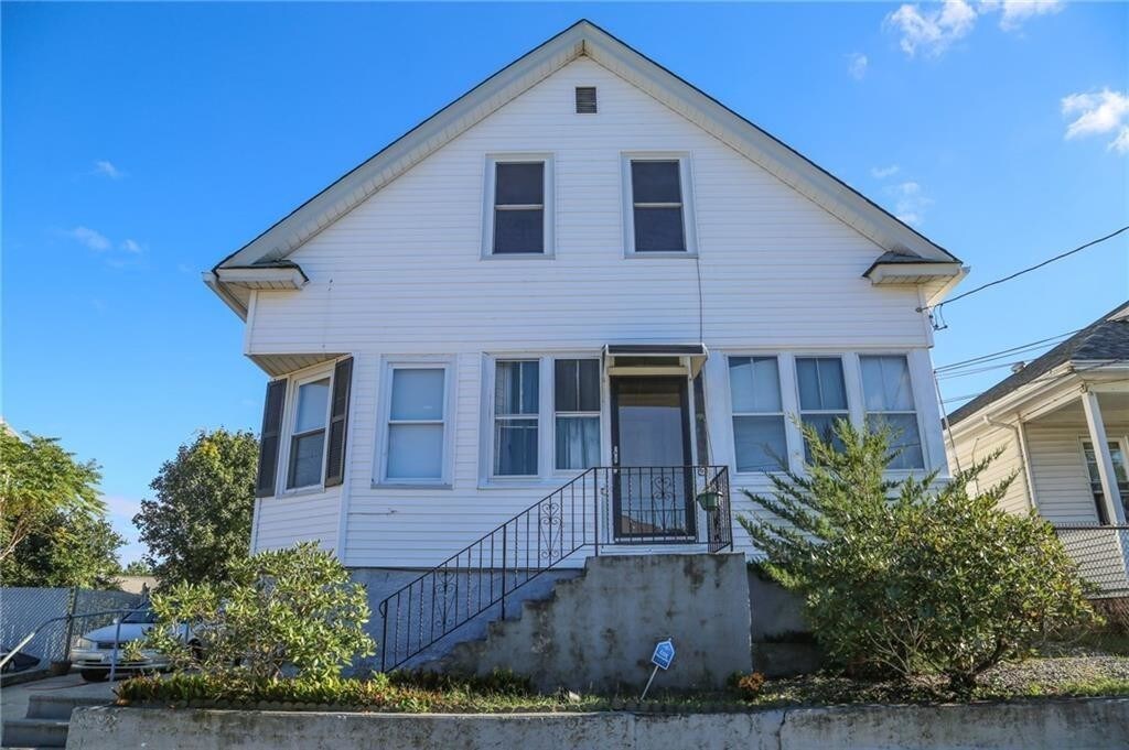 Primary Photo - 63 Messina St