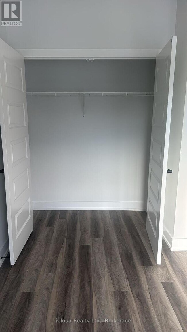 Building Photo - 1100 Lackner Pl