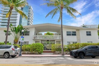 Building Photo - 101 Collins Ave
