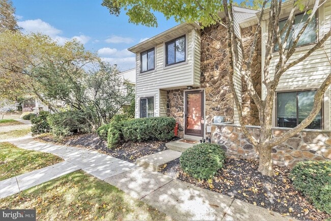 Foto del edificio - 18 Flintlock Ln