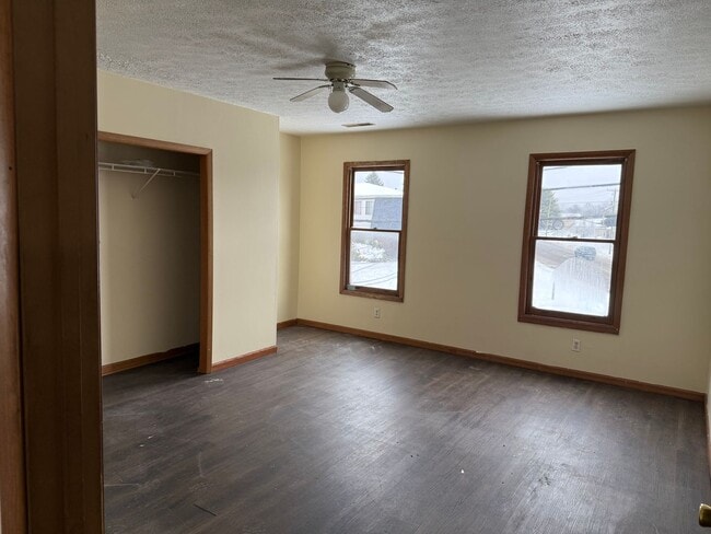 Building Photo - 1 bedroom/1 bathroom