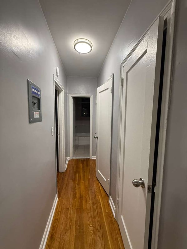 Building Photo - 4 Chestnut St