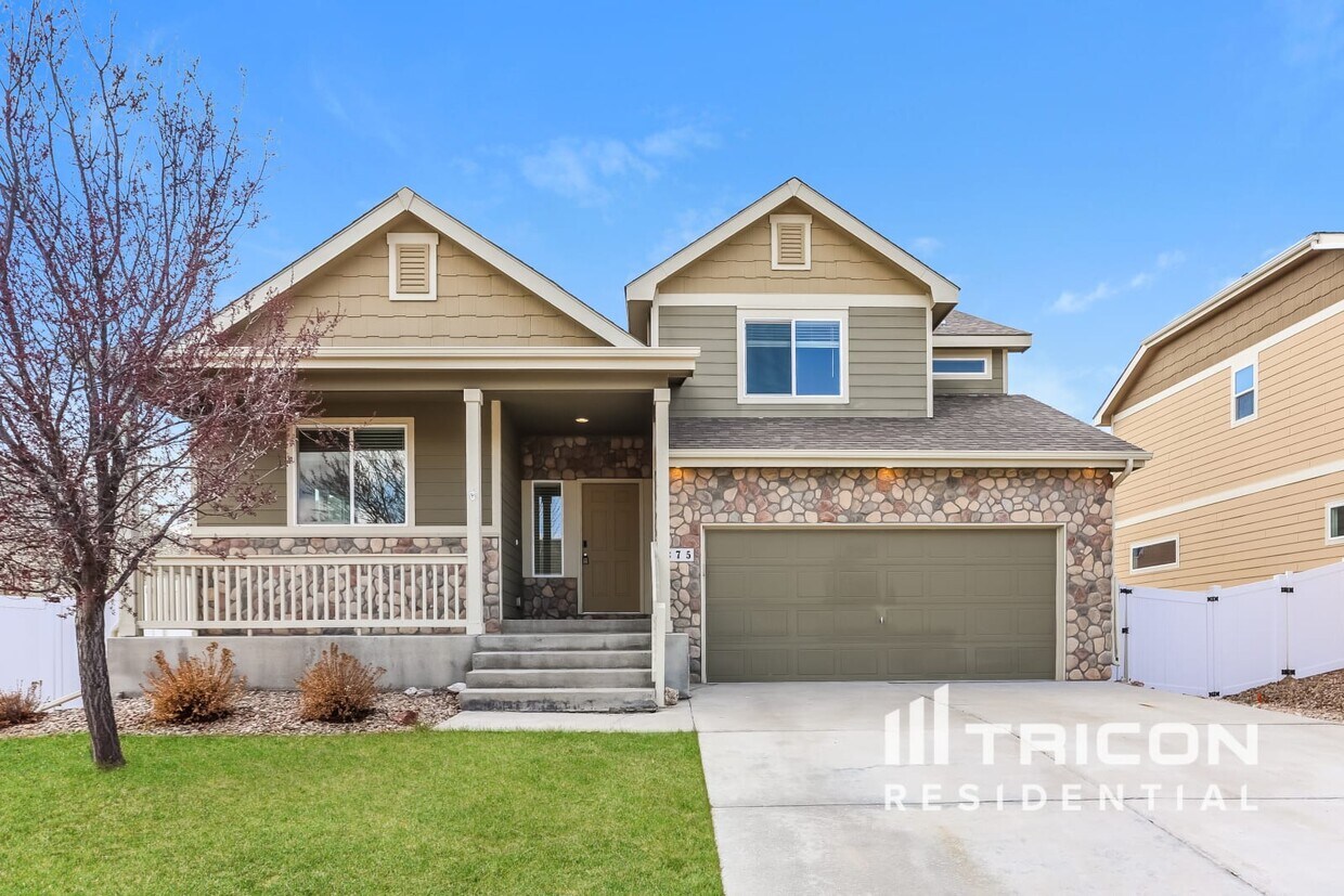 Foto principal - 375 Mount Bross Ave