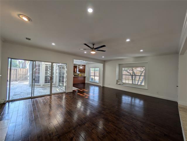 Foto del edificio - 17815 Windflower Way