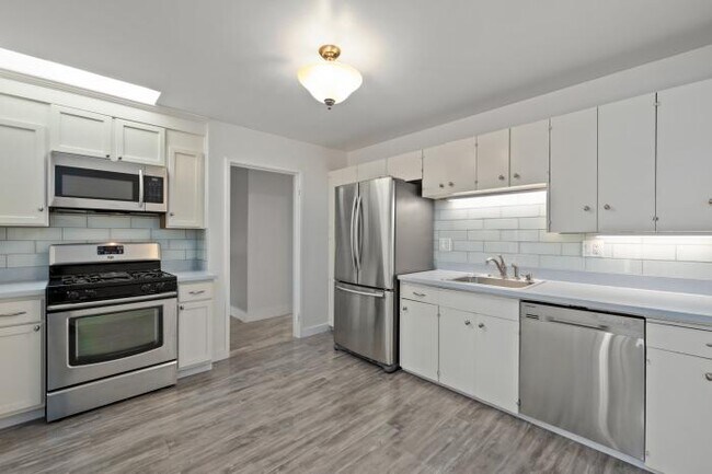 Foto del edificio - 2 bedroom in Daly City CA 94014