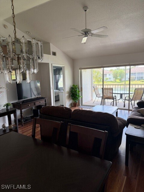 Building Photo - 388 Belina Dr