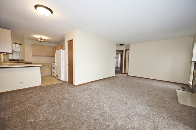 Building Photo - 1078 Talbots Ln