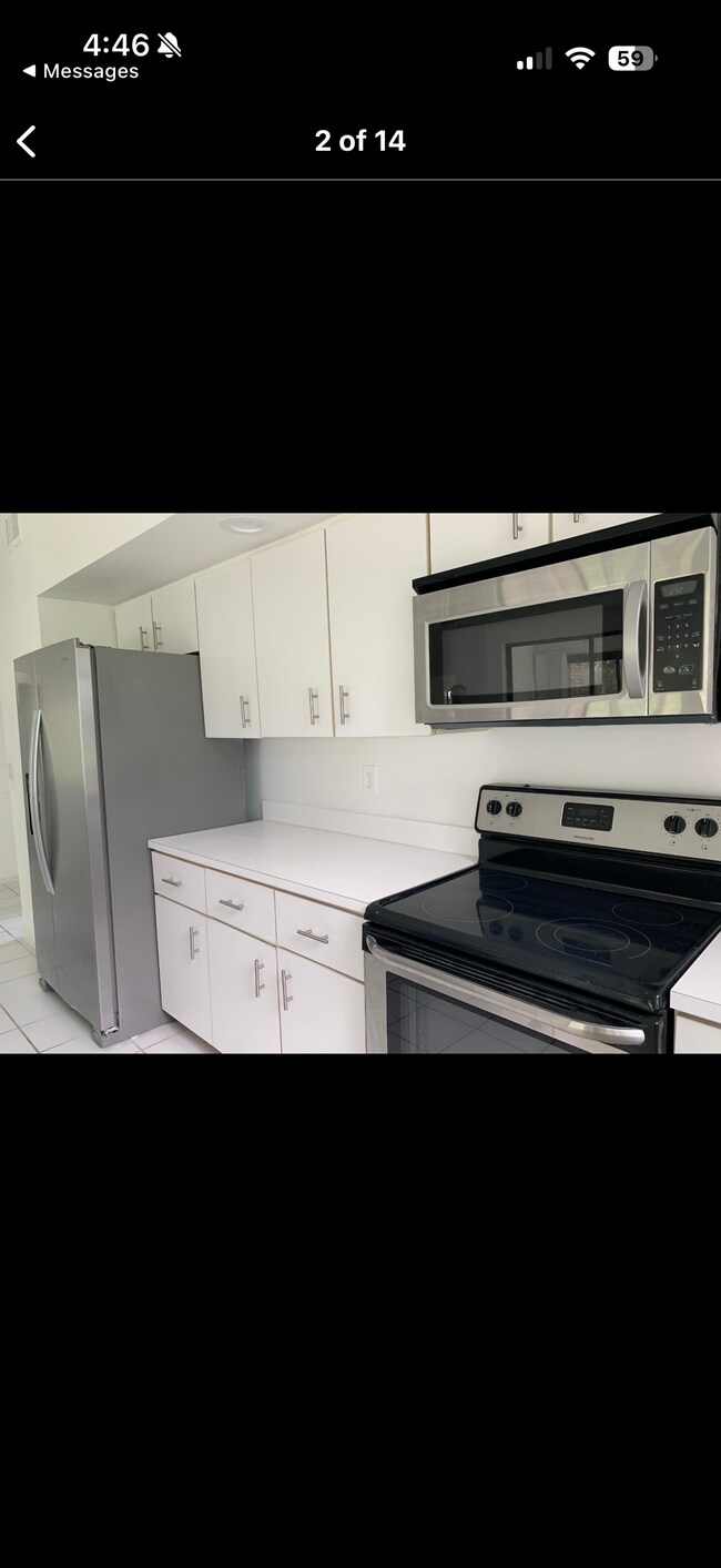 Cocina grande - 8073 Aberdeen Dr