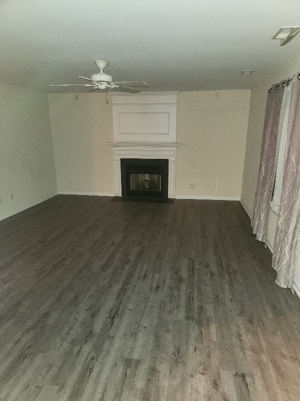 Foto del edificio - 113 Crosswood Dr