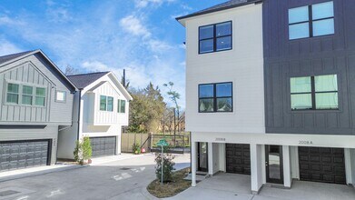 Building Photo - 2008 Laverne Holw Ln