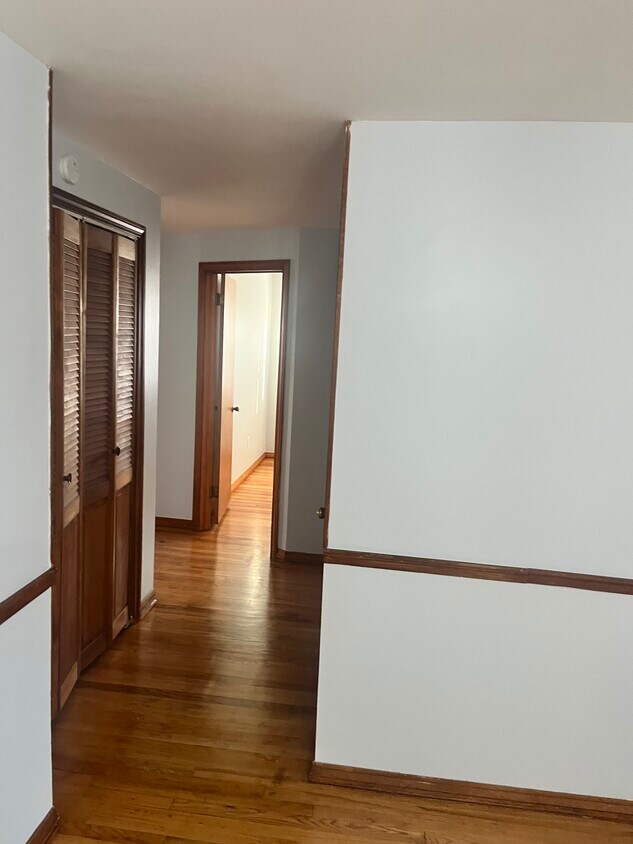 Foto principal - 52 Gould Dr