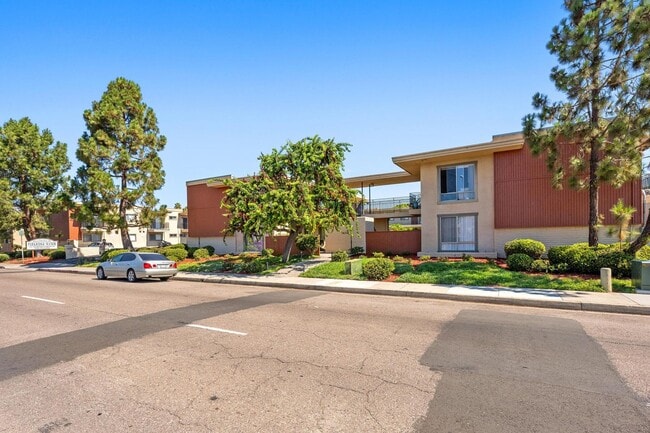 Building Photo - 7414 Mesa College Dr