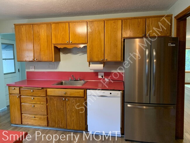 Building Photo - 5322 SE 136th Ave