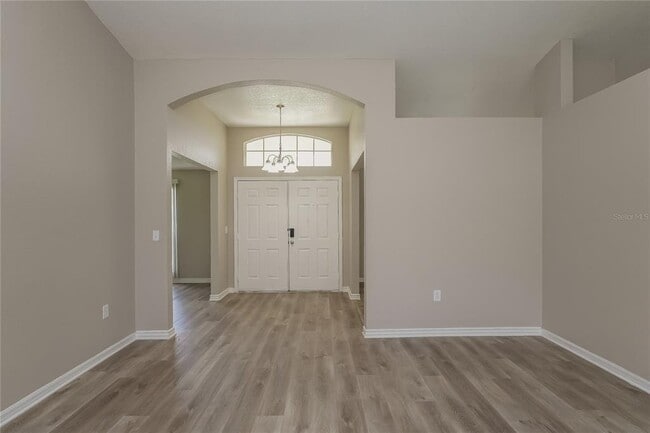 Building Photo - 3507 Manor Loop