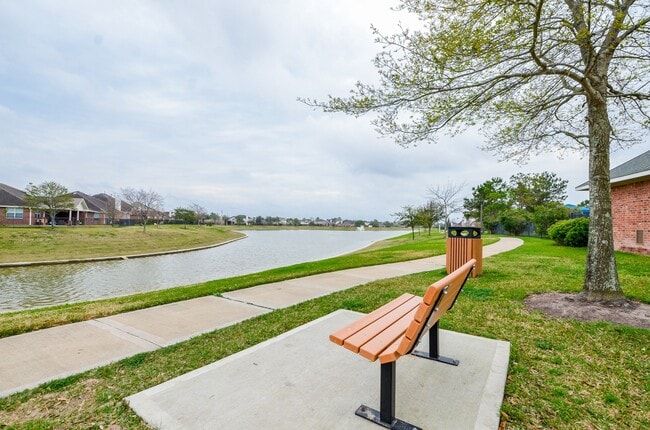 Building Photo - 24407 Pepperrell Pl St