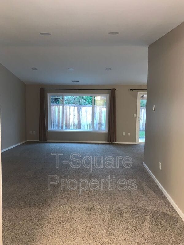 Building Photo - 18114 145th Pl NE