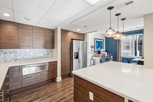 Building Photo - Bay House Emeryville