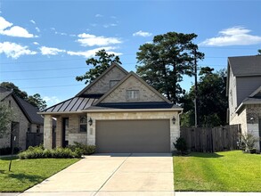Building Photo - 35428 Woodtrace Cir
