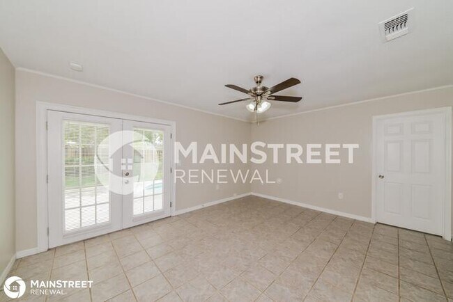 Building Photo - 820 65th Avenue Dr W, Bradenton, FL 34207