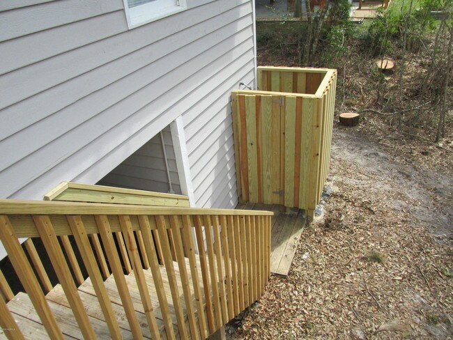 Building Photo - 135 Conch Ct