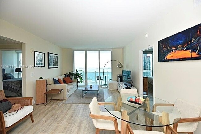 Photo - 951 Brickell Ave Apartment