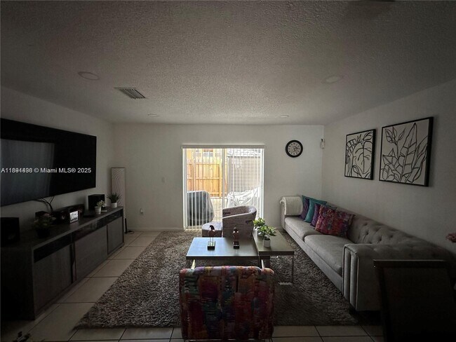 Foto del edificio - 14023 SW 120th Ct