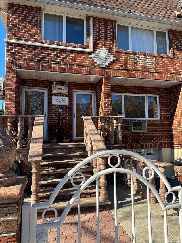 Primary Photo - 156-50 77th St