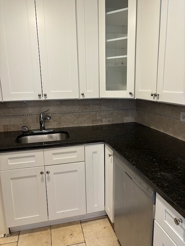 Foto del edificio - 7204 N Ashland Blvd