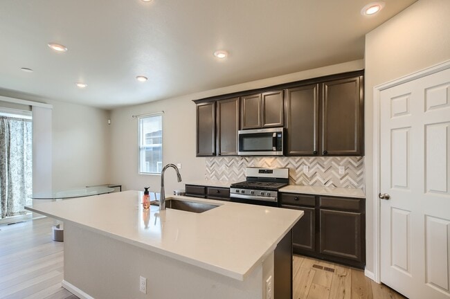 Building Photo - 3869 Sandy Vista Trail