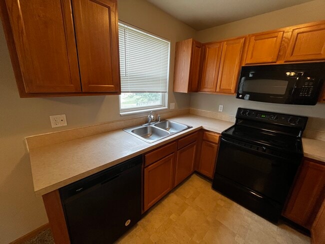 Building Photo - 363 Harbor Town Ct