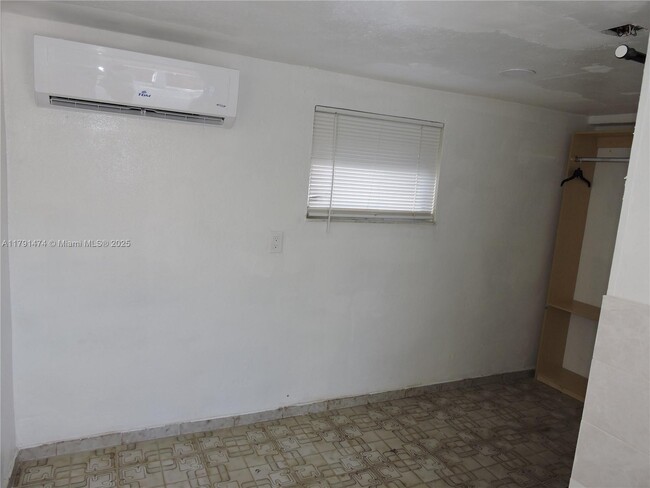 Foto del edificio - 5451 W 10th Ave