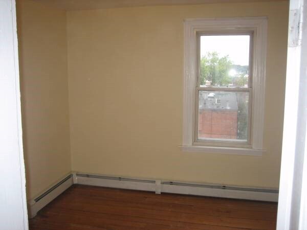 Building Photo - Brayton