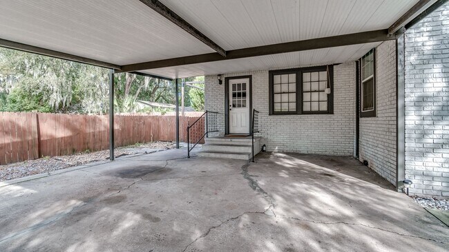 Foto del edificio - Welcome to your 3-Bedroom 2-Bath Home