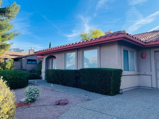 Foto del edificio - Village Of Oak Creek