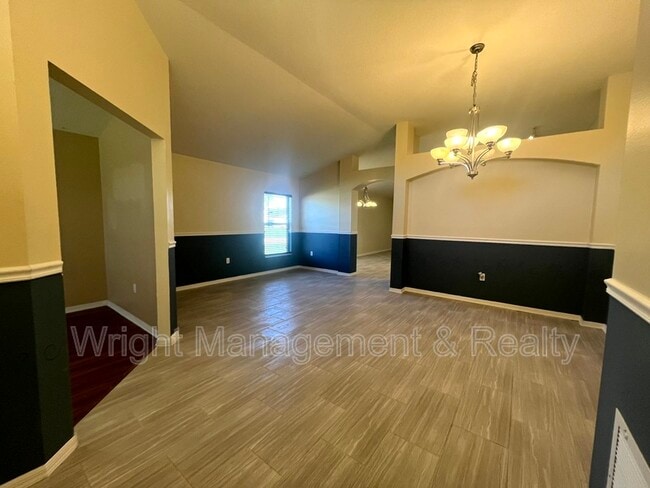 Photo - 29731 Morwen Pl House