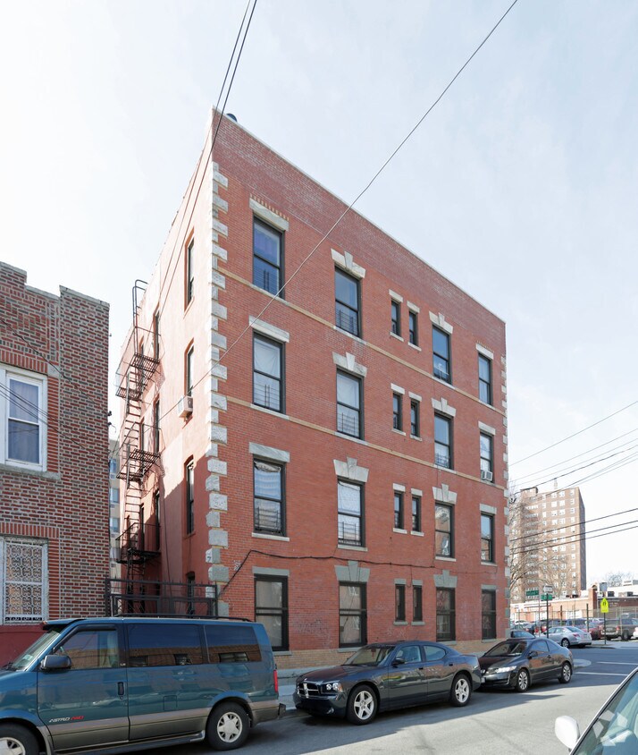 Building Photo - 3514 Holland