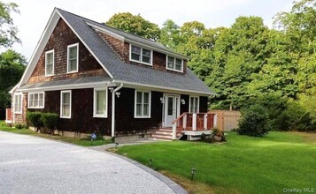 Building Photo - 572 Montauk Hwy