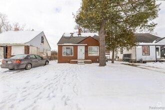 Building Photo - 8211 Artesian St