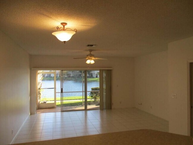 Foto del edificio - 4616 Palmbrooke Cir